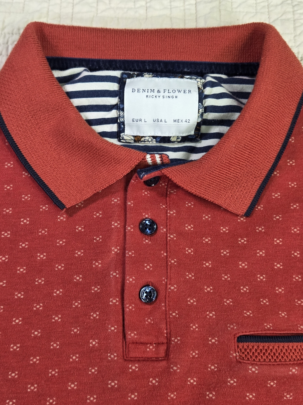 Denim & Flower Men's Red Geometric Micro Print Polo Shirt Short Sleeve Size L - Picture 3 of 11